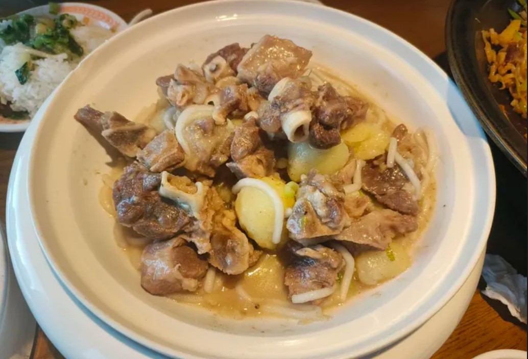 贺大妈正宗铁锅菜(亿利华庭店)餐厅图片