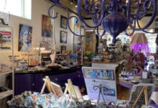 Keyport Funhouse Boutique,Gift & Tea Shop购物图片