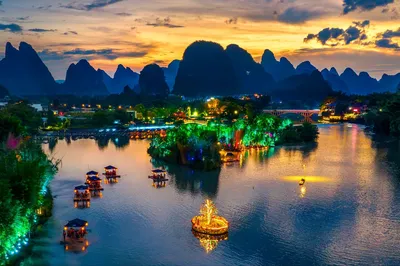 来此遇龙(遇龙河竹筏夜游)