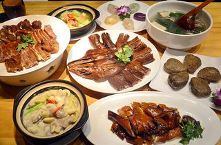 百年卤味，世界鹅王，你知道在哪能吃到吗？