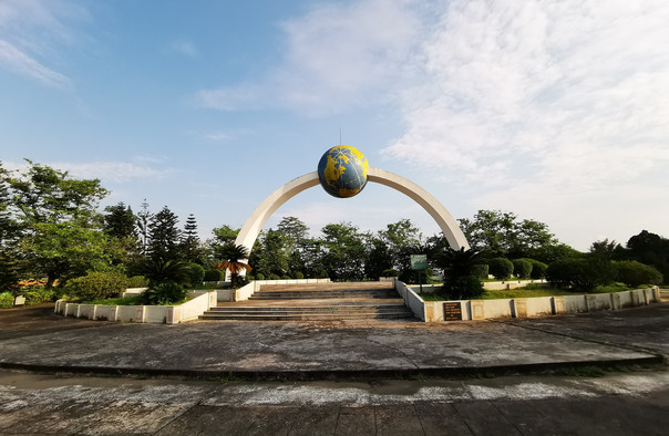 北回归线标志公园