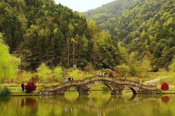 去婺源,99%的人去江湾、李坑、思溪延.鲜有人知瑶湾这个地方