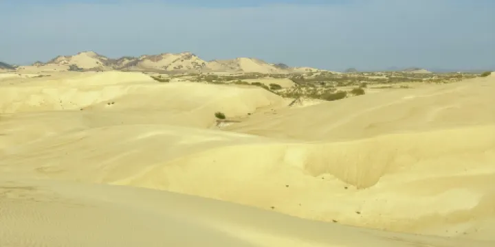 布日敦沙漠旅遊區