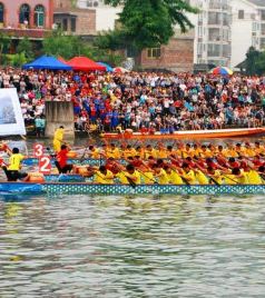 施秉游记图文-贵州旅游：登施秉云台山 漂流杉木河（图）