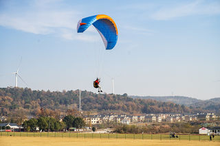 乐游荆门，感受这座城市的山清水秀，还能实现翱翔之梦