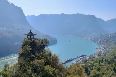 巴王寨-邀月亭