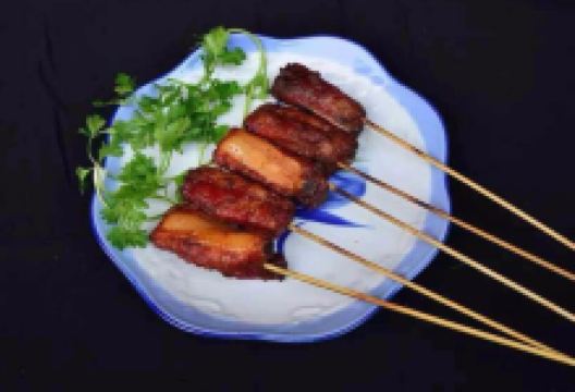 姜记龙池烤鱼美食图片