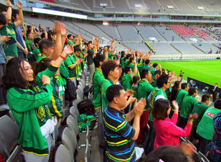 国安球迷助威团韩国首尔观赛记(图)