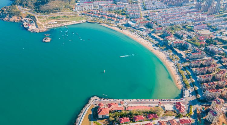 Banyuewan Bathing Beach (Offers an authentic seaside experience)