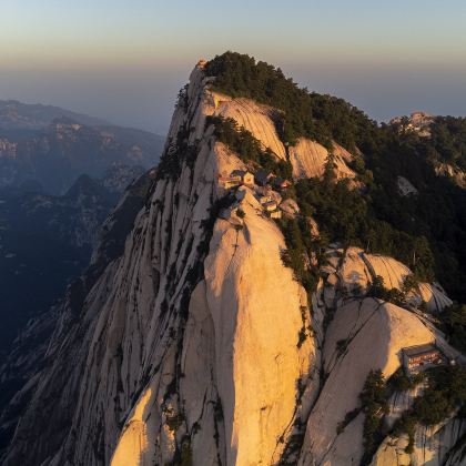 西安+华山+兵马俑+壶口瀑布5日4晚跟团游