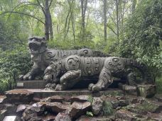 虎跑雕像-杭州-不吃香菜的牛排骨