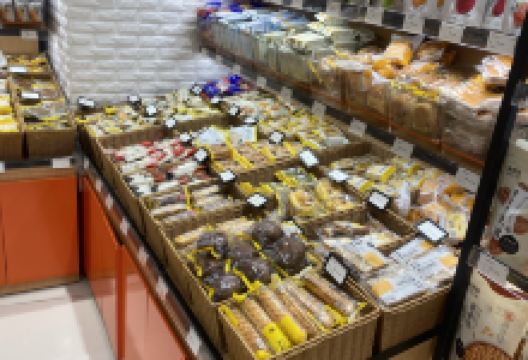 来伊份(车站南路二店)购物图片