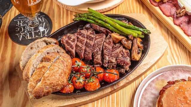 Letraria - Craft Beer Library Braga餐厅图片