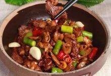 Ko Poo Ko Pla Restaurant美食图片