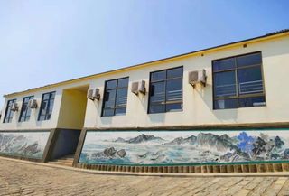 辽宁丹东东港獐岛林家农家院民宿四面环海,海鲜鲜美一撮盐就得鲜