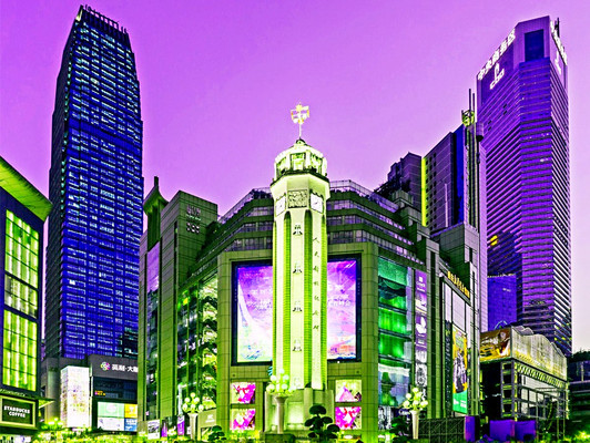 三城两都  魅力重庆② 解放碑： 重庆地标，游客必达