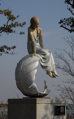 上海滴水湖景观（一）