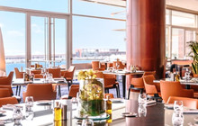 Lobby Lounge Restaurant & Bar餐厅图片