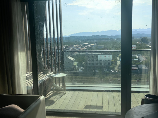 遵化金融街古泉皇冠假日酒店主图