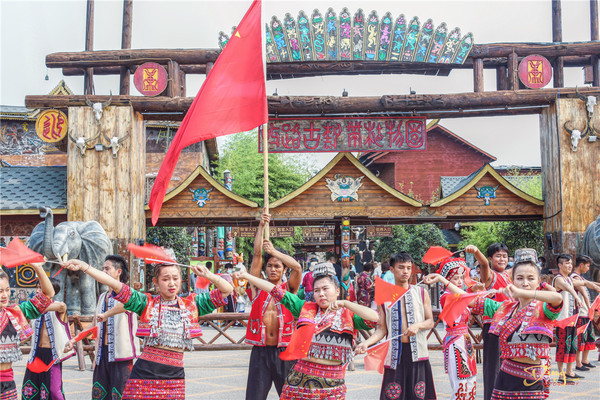 京津冀挡不住的热带风情,原汁原味的再现了云南印象,水火共狂欢