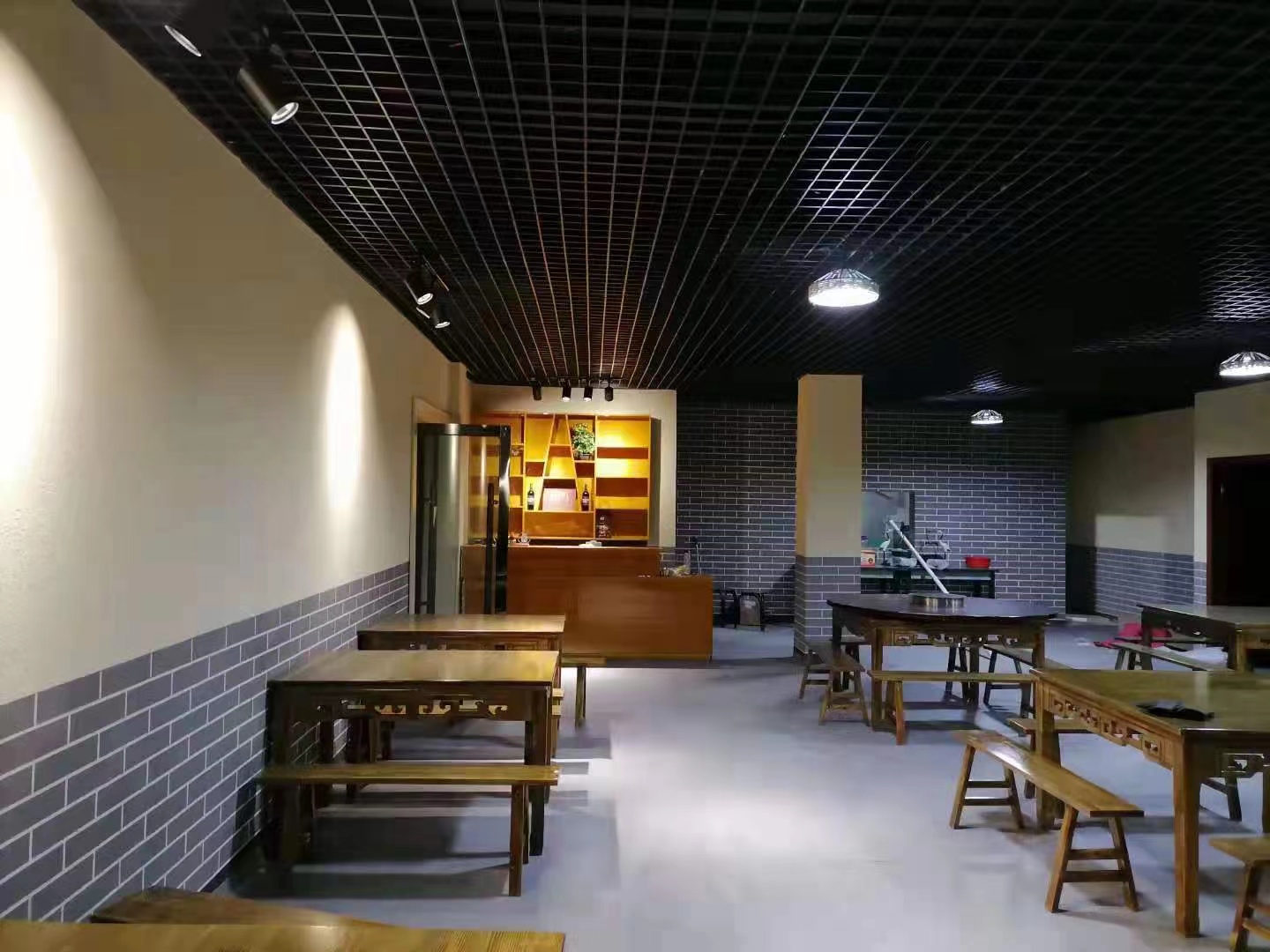 定日氧立方大酒店·彪哥土菜馆餐厅图片