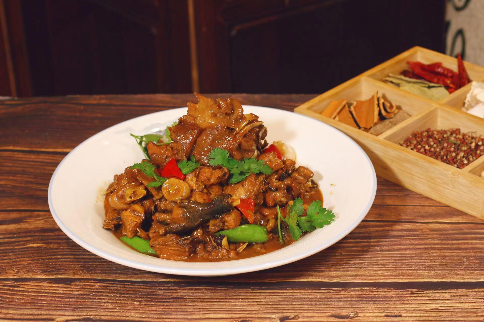 泰安东尊华美达广场酒店(泰山风景区天外村店)图片