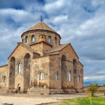 古迹文化品鉴|霍尔维拉普+圣里西梅教堂+兹瓦尔特诺茨考古遗址