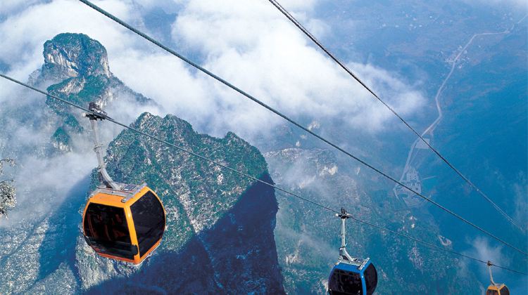 11-day 10-night · Private Tour · Changsha + Fenghuang + Zhangjiajie + Chongqing + Yangtze River Three Gorges