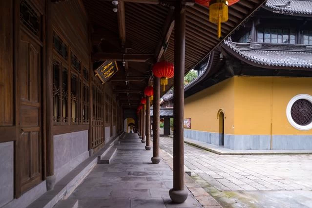 人间弥勒(雪窦寺)-宁波-睡恣@M丶