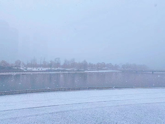 雪落下的声音の长沙