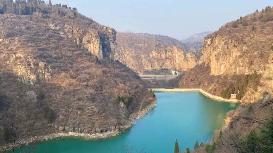 漏明崖景區
