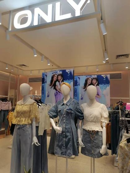 重庆ONLY(重庆百货大楼南坪店)怎么样/如何去,ONLY(重庆百货大楼南坪店)购物好不好_点评_评价【携程攻略】