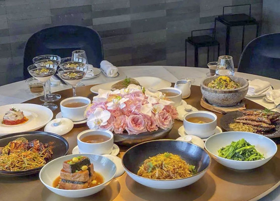 在外滩奢牌酒店,我才花几百,吃了原价近3000的大餐!