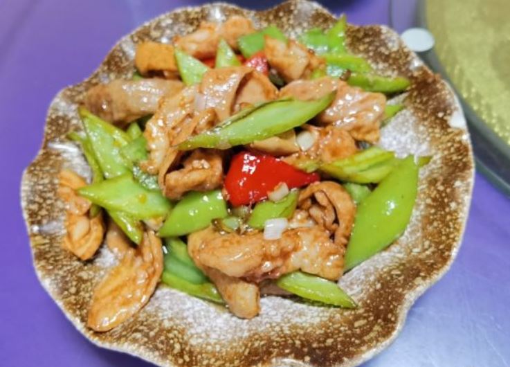 天鹅铁锅㸆大鹅