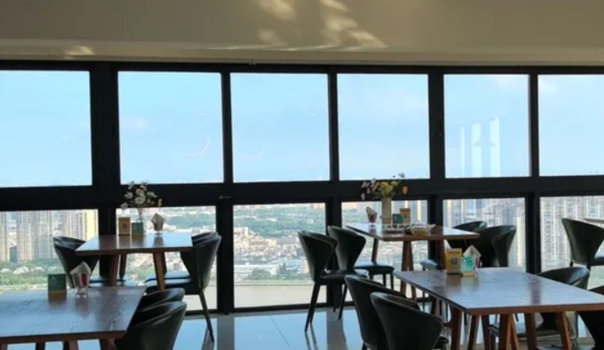 Eva依娃·高空江景餐厅