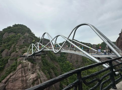 卧龙桥
