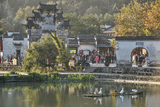 皖南古村落的美，远不止西递与宏村，还有这类乡野山村！