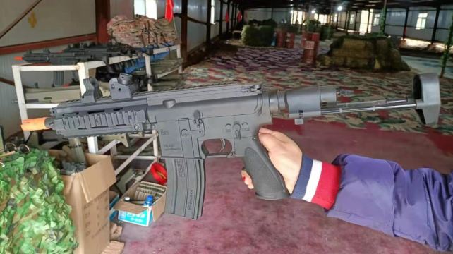 棋盘山原郡越野车