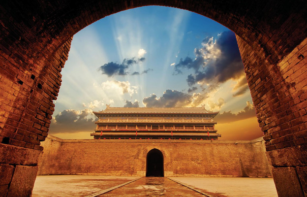 总要去趟西安吧，吹吹明城墙上的风，走总要去趟西安吧，吹吹明城墙上的风，走一走不夜