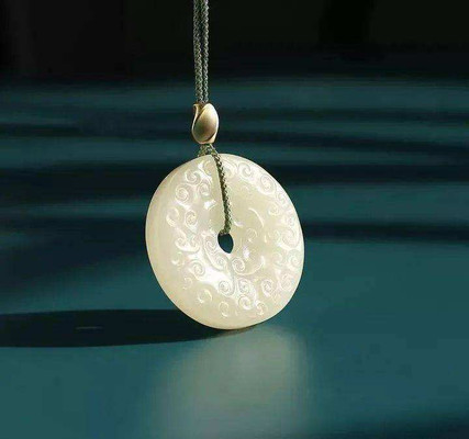 这三款玉石简约百搭,还寓意美好