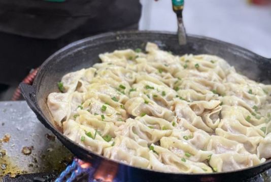 噶尤烤饺(中兴北路店)