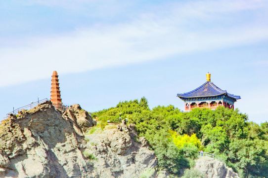 红山塔