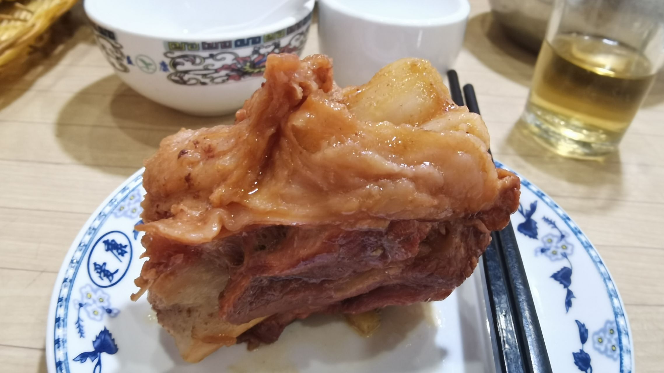 老青松酱骨砂锅居餐厅图片