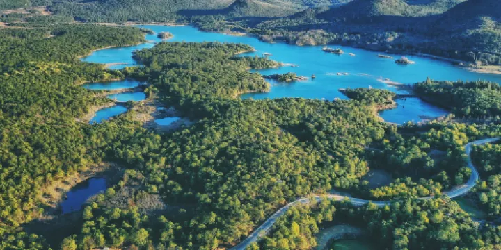 石林彝族自治縣長湖風景區
