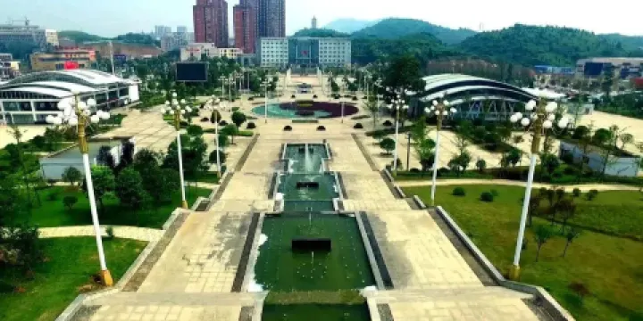 福泉市人民廣場