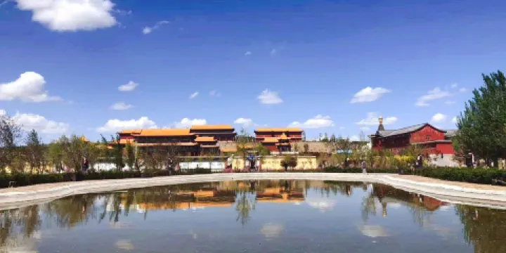 吉木薩爾千佛洞