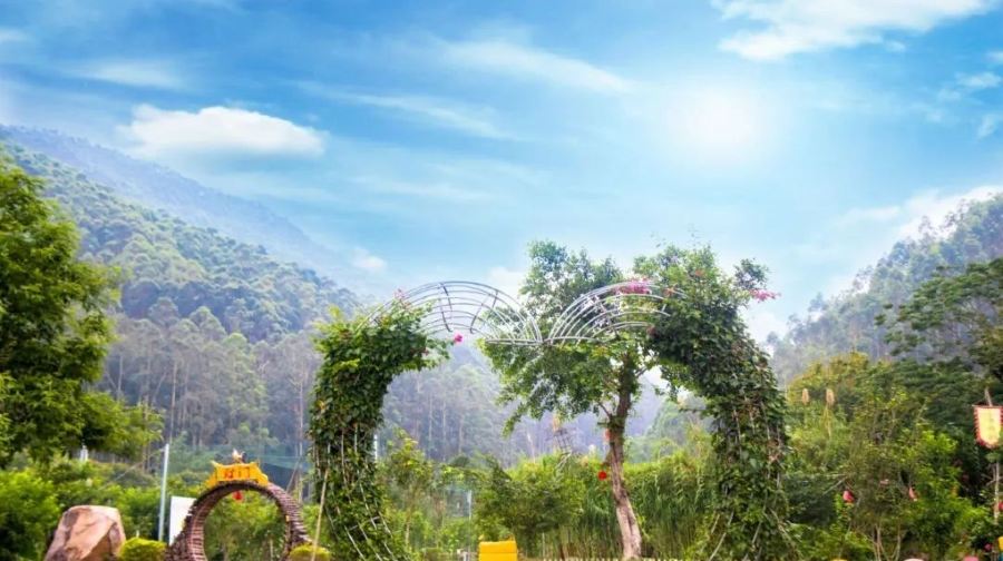 金鸡山霞贯双溪生态园