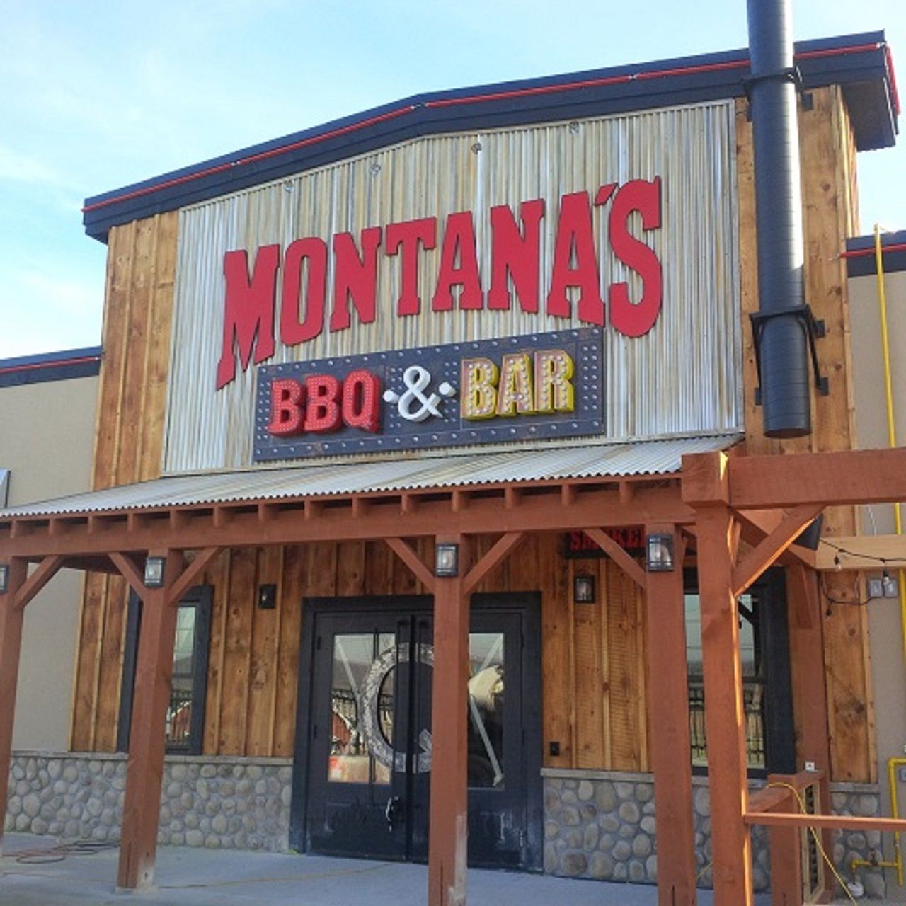 Montana's BBQ & Bar餐厅图片