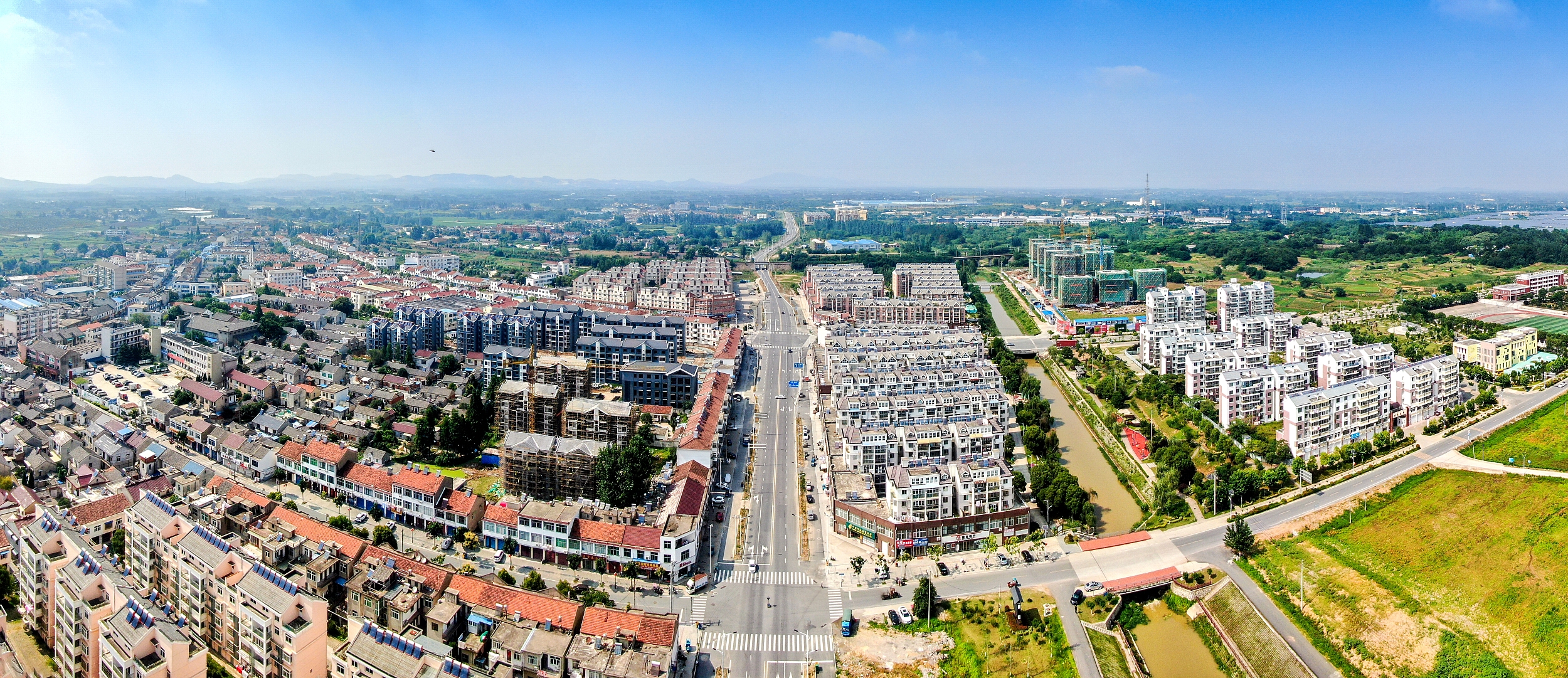 3-Day Chaohu Tour: Experience the beauty of Yinping Mountain, the tranquility of Chaohu Wetland and the charm of ancient towns with hot spring relaxation