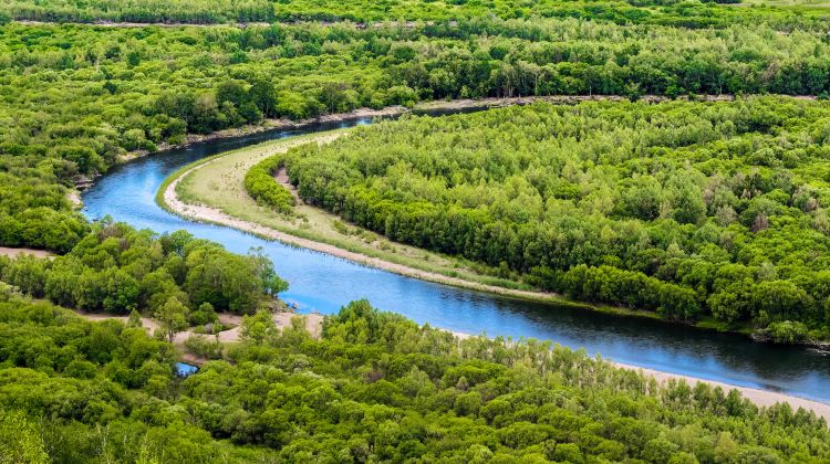 3-Day China + Inner Mongolia + Hulunbuir Grasslands + Moergle River Scenic Area + Ergun Wetland Park